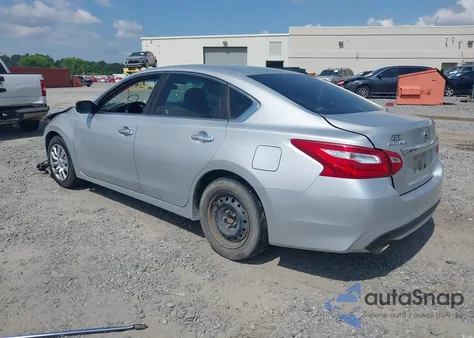 2017 Nissan Altima 2.5/2.5 S/2.5 Sl/2.5 Sr/2.5 Sv из США, поврежденный, VIN 1N4AL3AP4HC143803